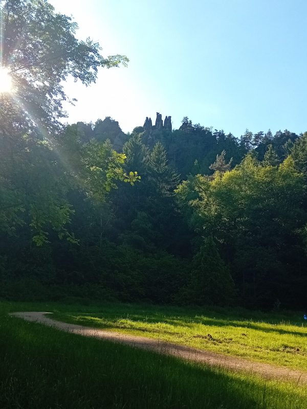 Blick auf die Nonnenfelsen