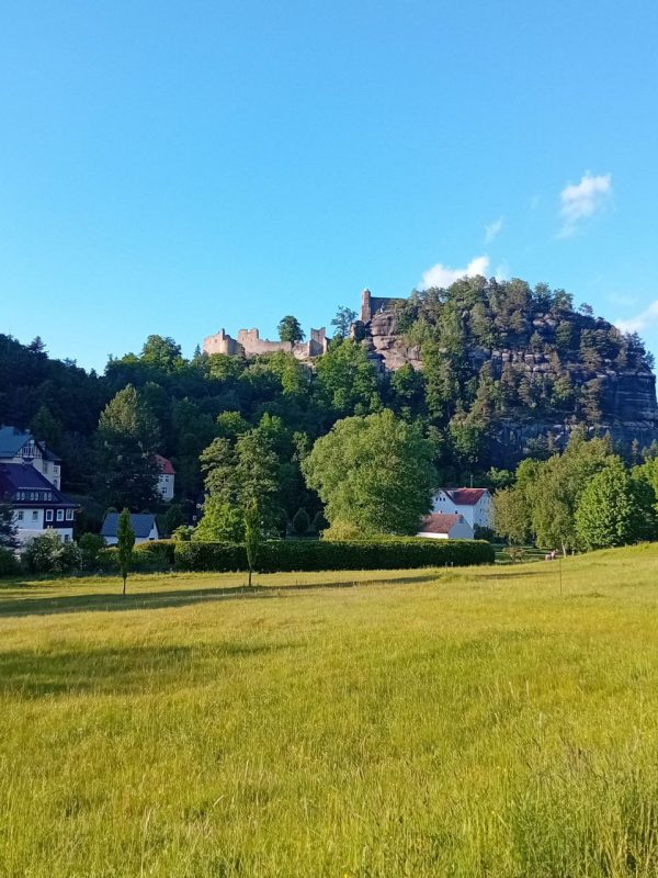 Berg Oybin mit seiner Burg & Klosteranlage